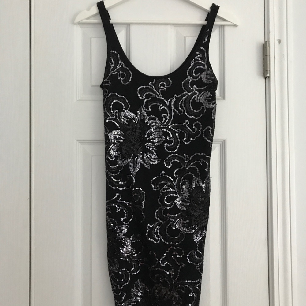 Express Sequenced Tunic Tank Top